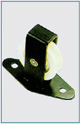 SINGLE UPRIGHT PULLEY ALONG PLATE